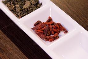 dried red berries