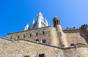 goodly stone Church Cathedral