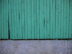 green fence and border