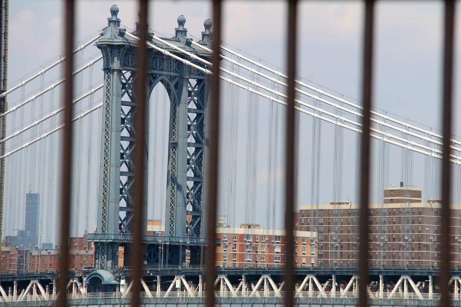 The big bridge is beautiful.