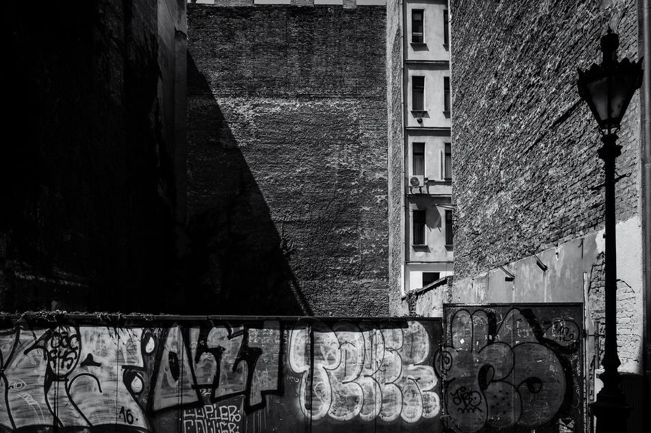 Capital Graffiti Street Black And