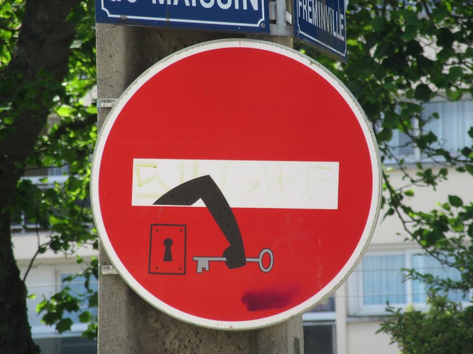 Panel Street Logo No