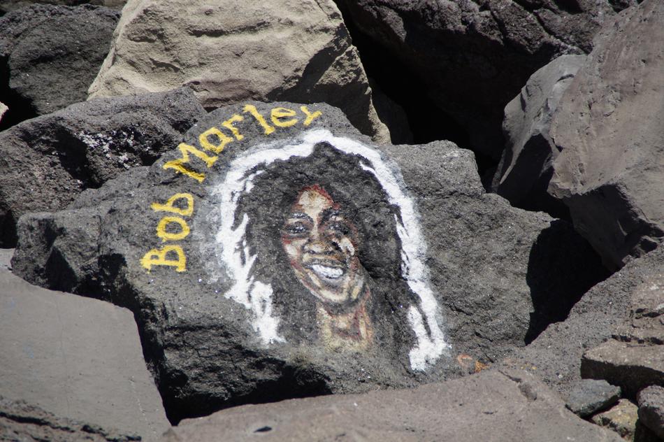 Stones bob marley face