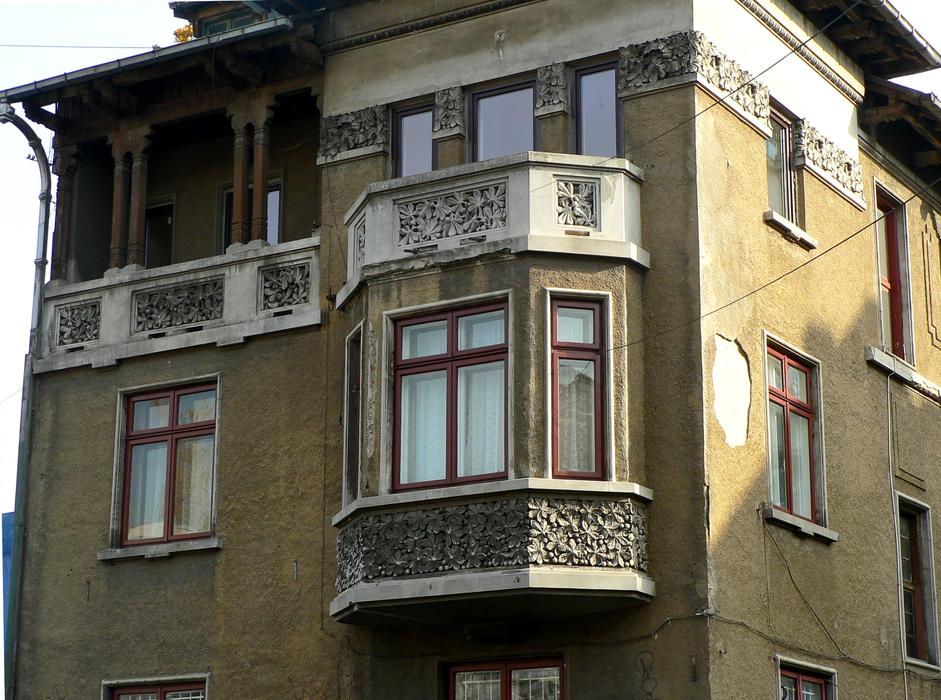 Beautiful, decorated house with the balcony, in light, in Bucharest, Romania
