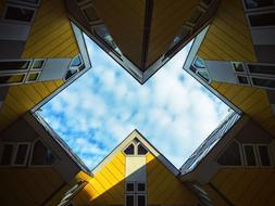 clearance between houses in the form of a geometric figure