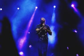 Man Concert lights