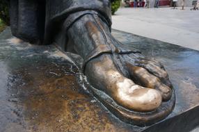 foot statue