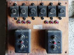 Electrical Box Differential close-up