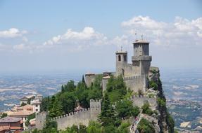 San Marino Tower Architecture