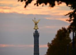 Siegessäule Berlin Landmark Gold