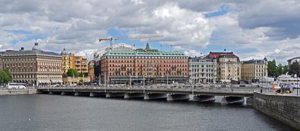 bridge passing through center of city