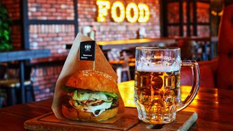 beer mug with a burger