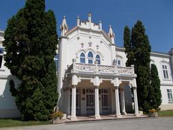 Pearl architecture Hungary