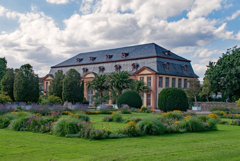 park in front of the orangery in Darmstadt