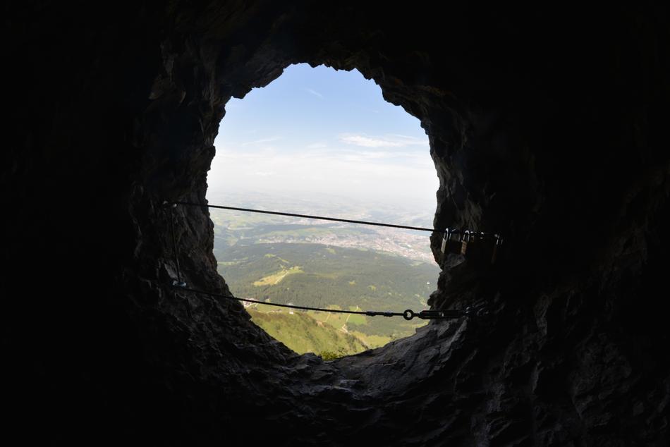 open view through the hole