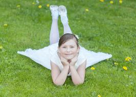 Child Portrait green grass