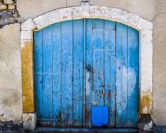 wooden doors in the house
