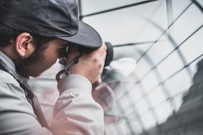 Man Photographer camera hat