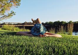 Person Grass Laying hat