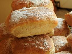 Crispy soft baked goods