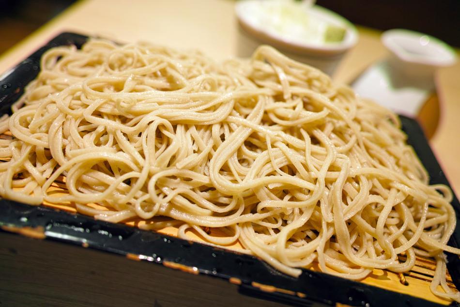 delicious vermicelli on a tray