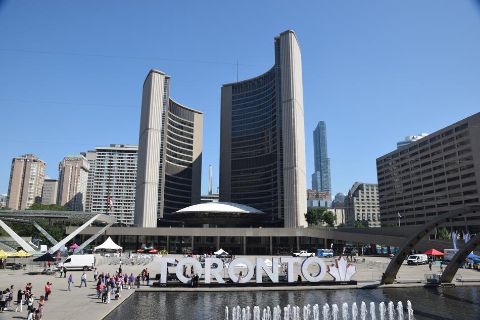 Nathan Phillips Square at sunny day, canada, ontario, Toronto