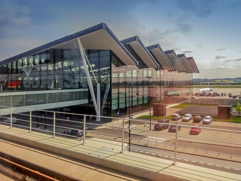 Airport GdaÅsk