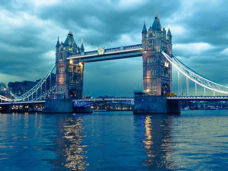 London Tower River Thames Places