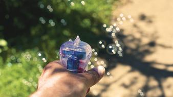 Hand Bubbles toy