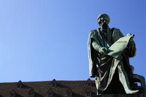 roof Statue Strasbourg