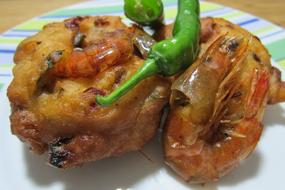 boiled shrimp in sauce