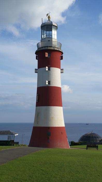 the big lighthouse on the meadow