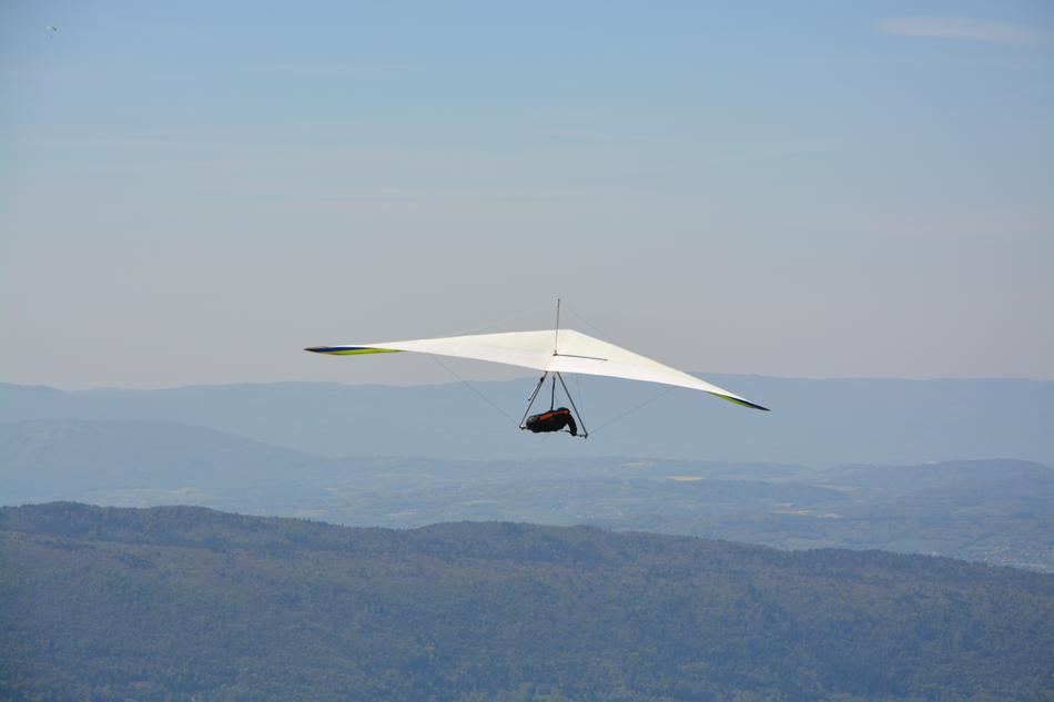 Hang Gliding The Delta Haute