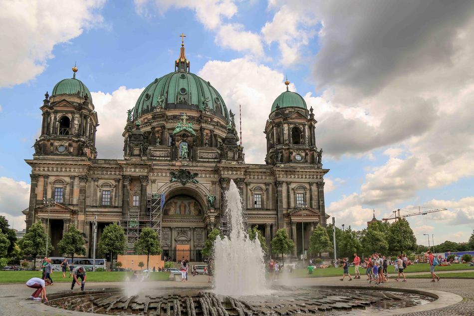 Berlin Cathedral Dom and rark