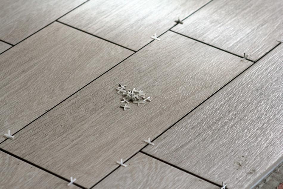 crosses for laying floor tiles