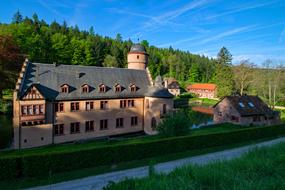 Castle Mespelbrunn architecture