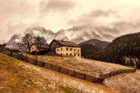 Italy Cottage House landscape