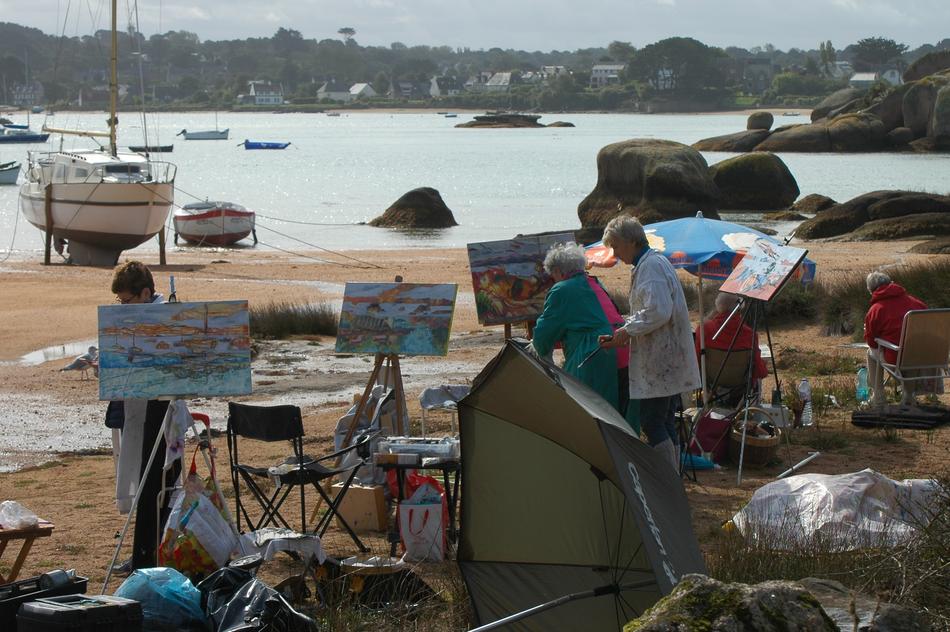 exhibition of paintings on the beach