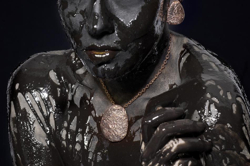 Black Chocolate Paint