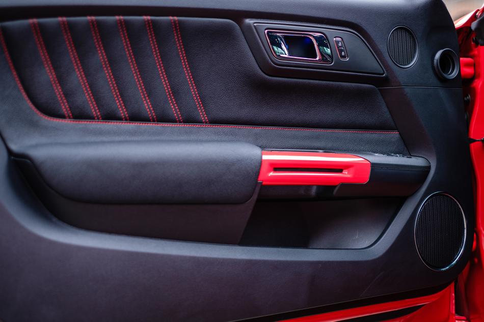 Mustang Gt Red