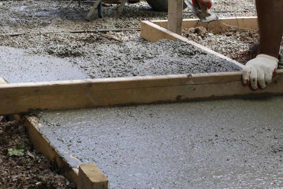 Concrete Paving Smoothing