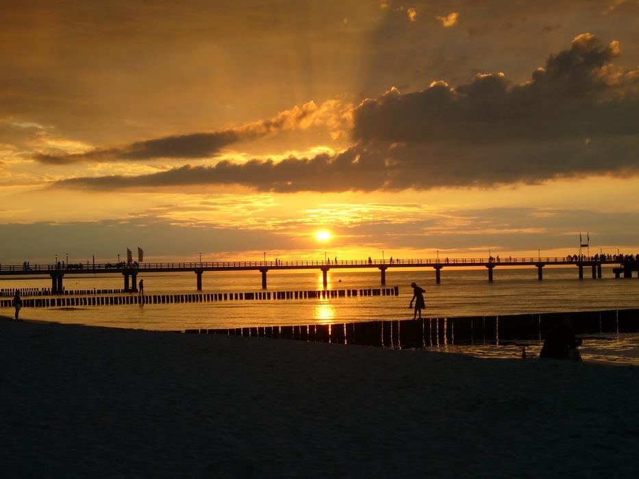Girl Setting Sun