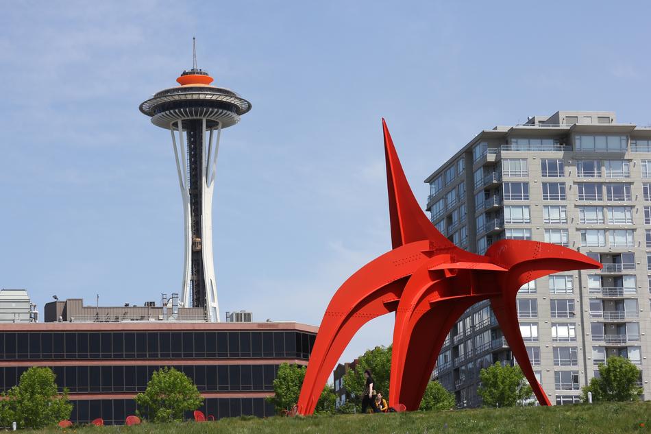 tourist landmarks in sunny seattle