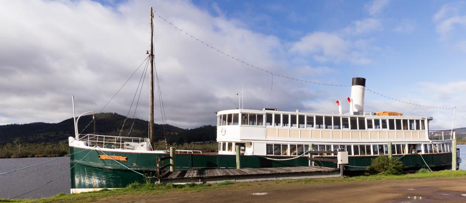 Australia Tasmania Mv Cartela Huon