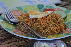 noodles with vegetables