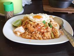 Rice with shrimp and egg