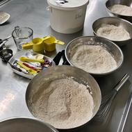 flour in plates