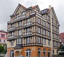 Fachwerkhaus Multistory building