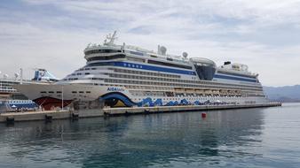 Aidabella Aida Port