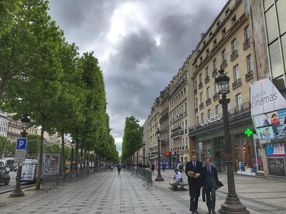 Champs Èlysées Paris France